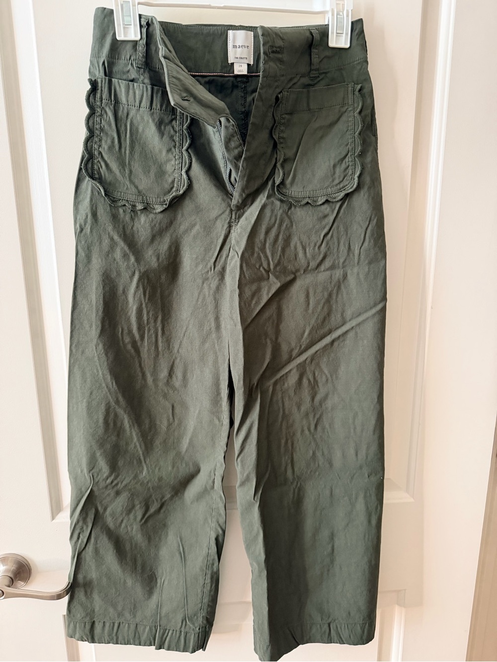 Maeve Olive Scalloped Pocket Wide-Leg Cargo Pants